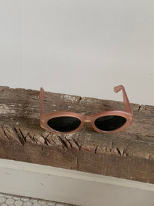 Matte pink cat eye sunglasses