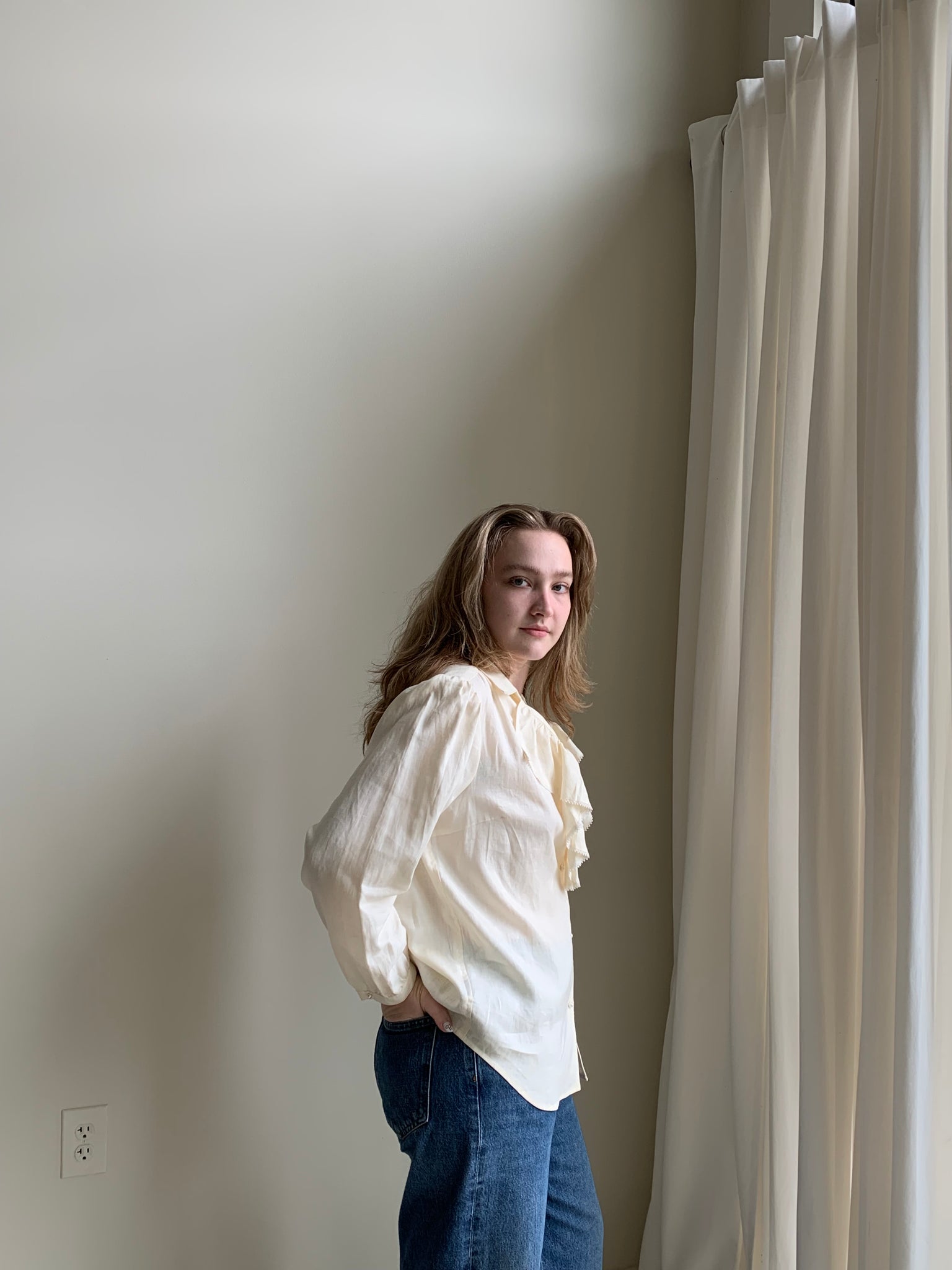 Linen ruffle blouse