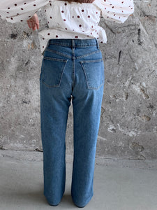 imogene + willie straight leg jeans