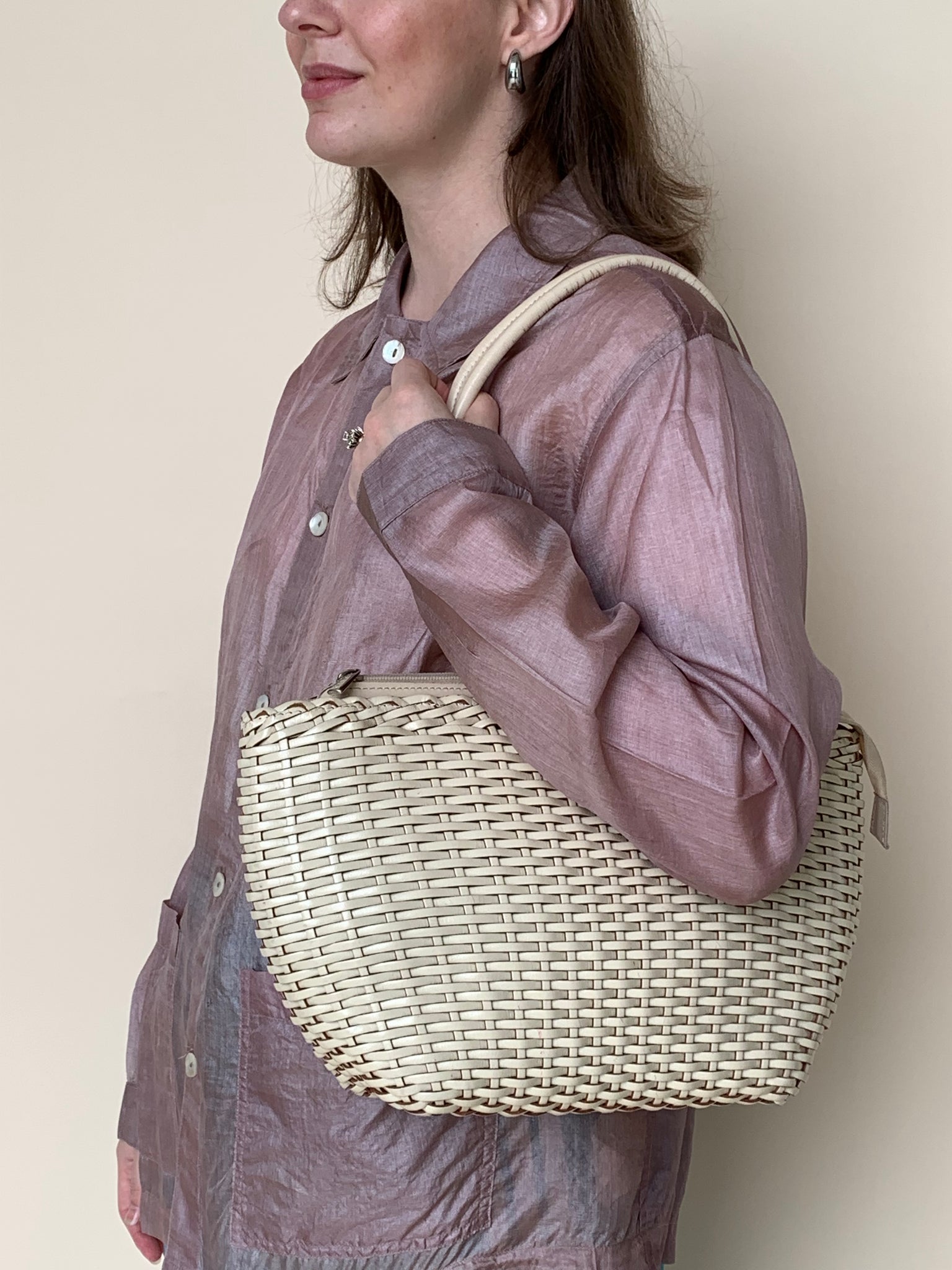 Cream woven vintage purse