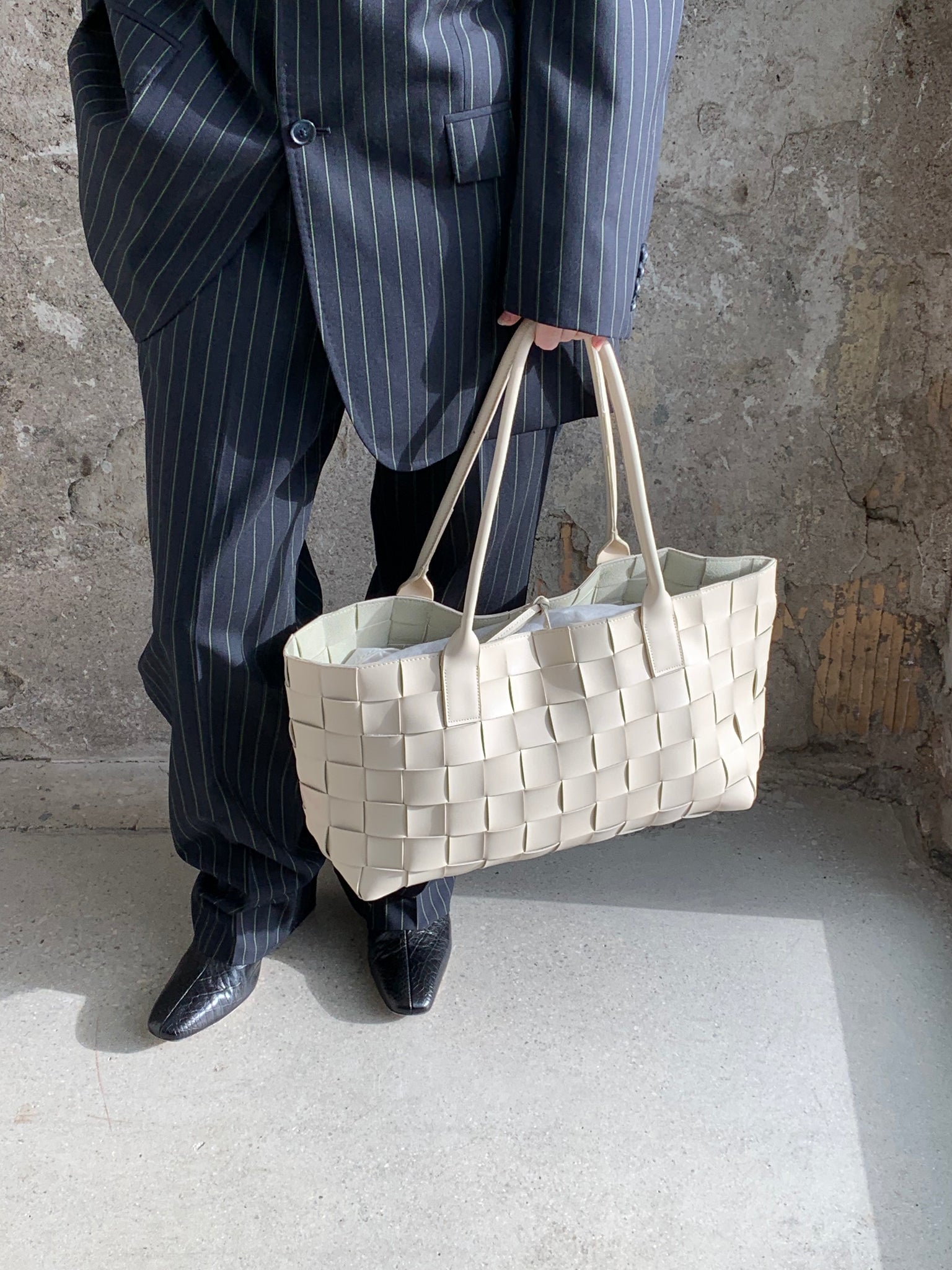 cream large woven tote bag