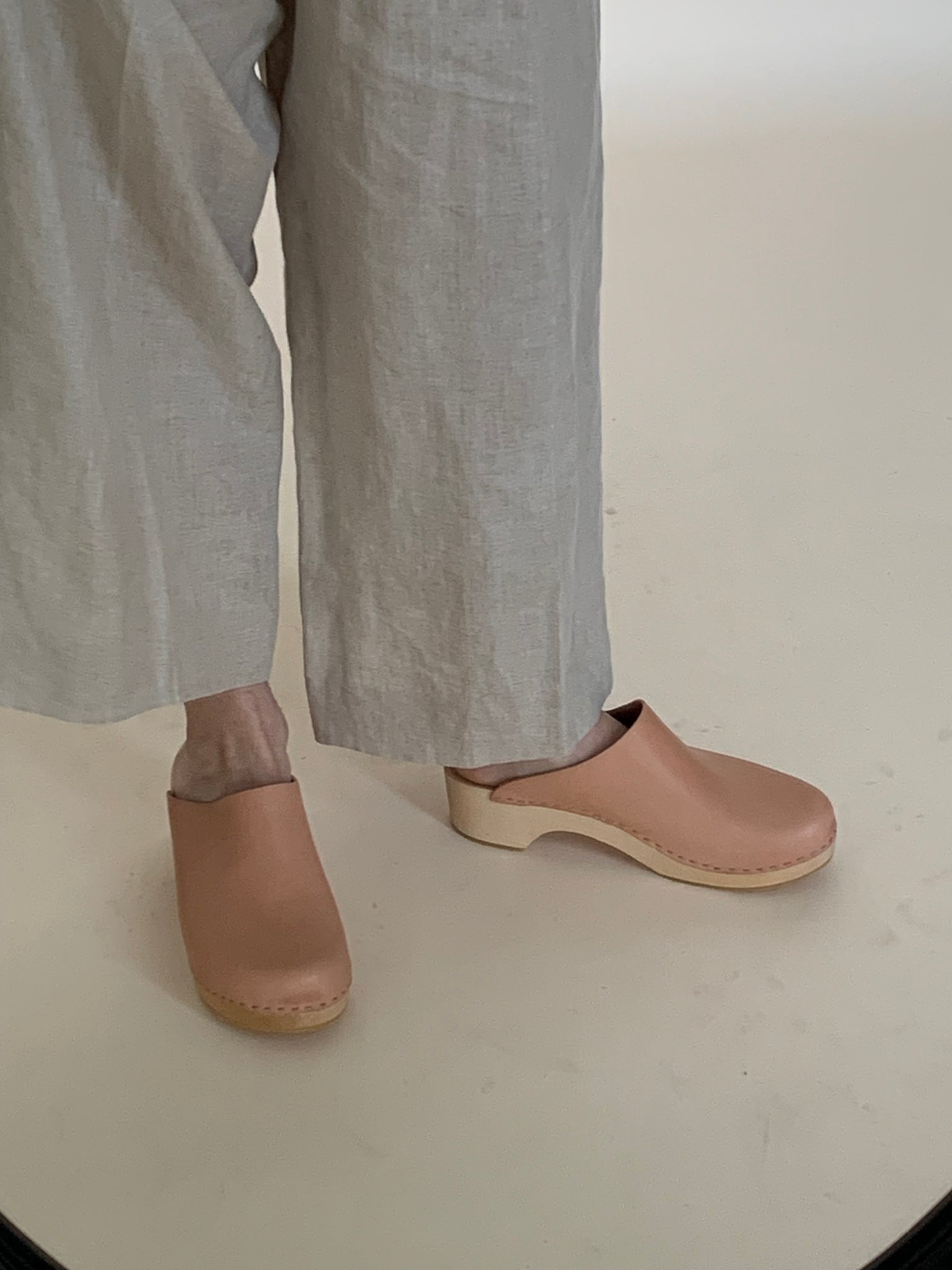 Bryr tan clogs