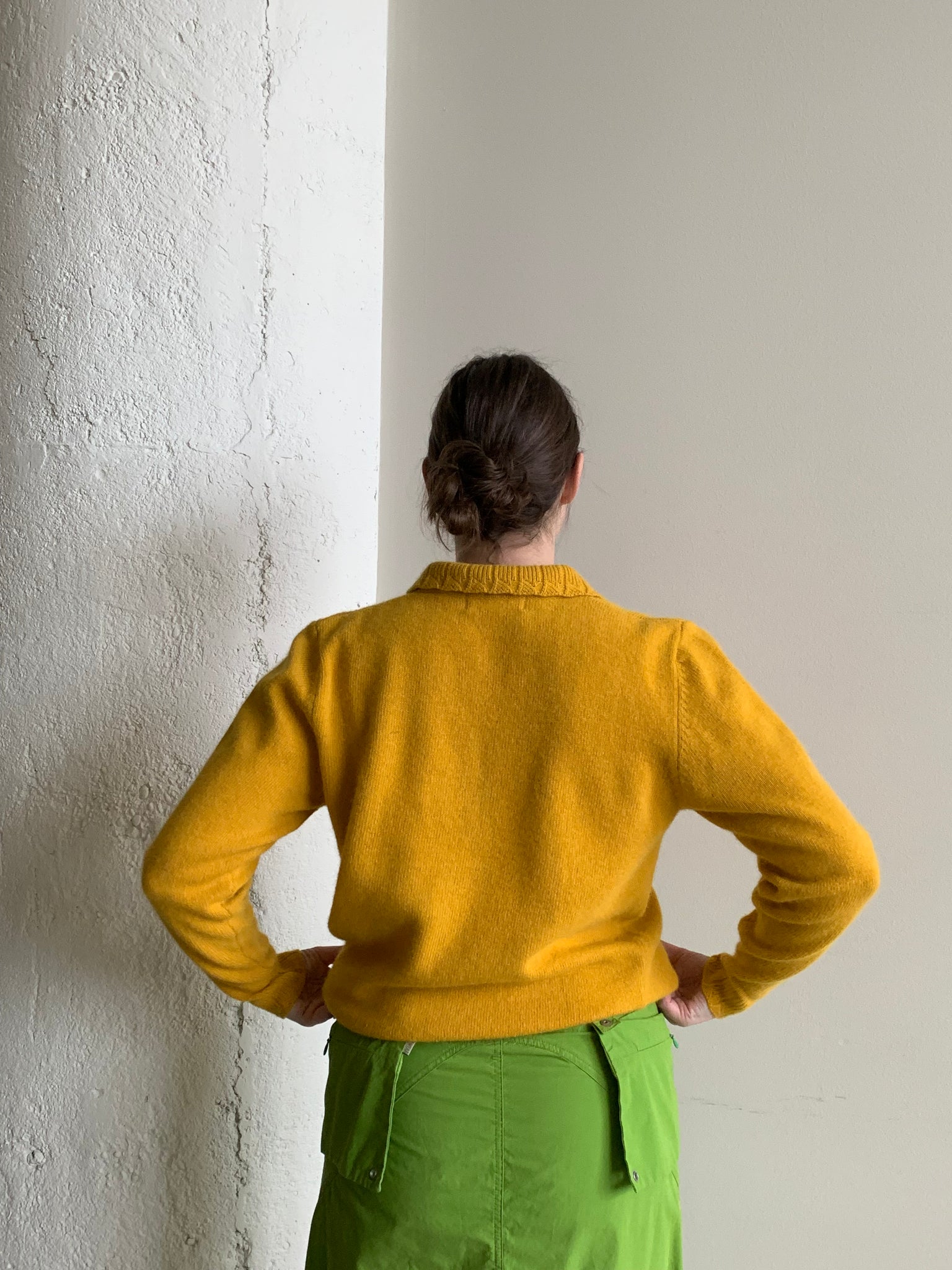 1980s yellow sweater