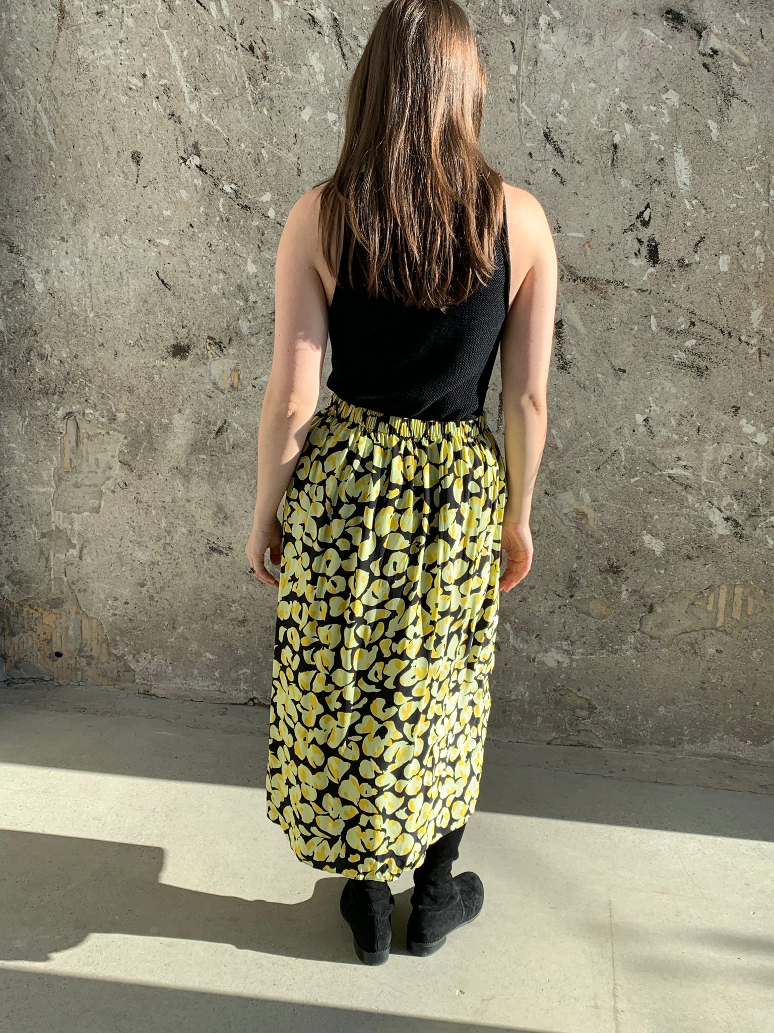 flowy floral printed midi skirt