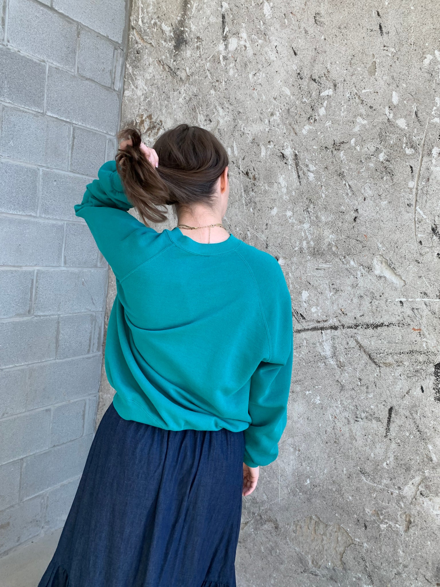 teal crew neck sweatshirt