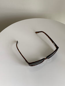 tortoise small rectangular sunglasses