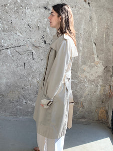 Burberry light trench coat