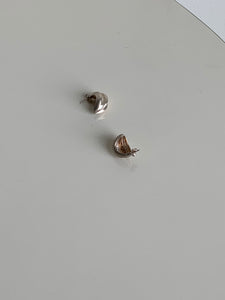 silver ridged earrings