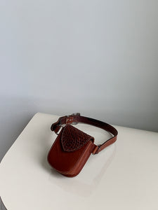 brown leather belt bag