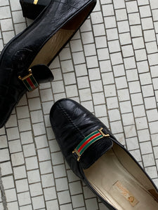 vintage Gucci heeled loafers